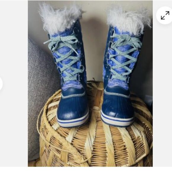 Sorel Joan of Arctic Purple Blue Winter Boots - Youth Size 4 / 35 - Picture 2 of 6